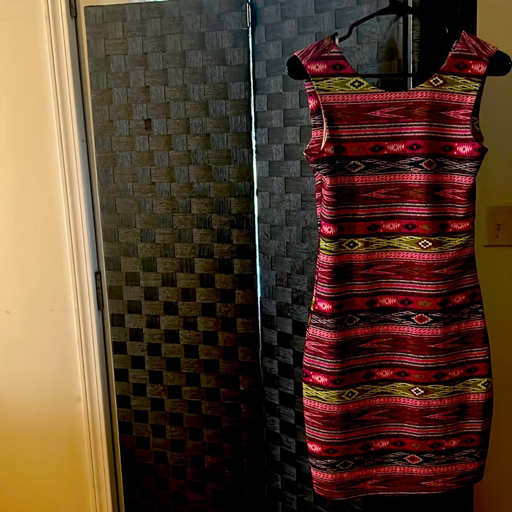 Women’s M M Couture azteca dress size small